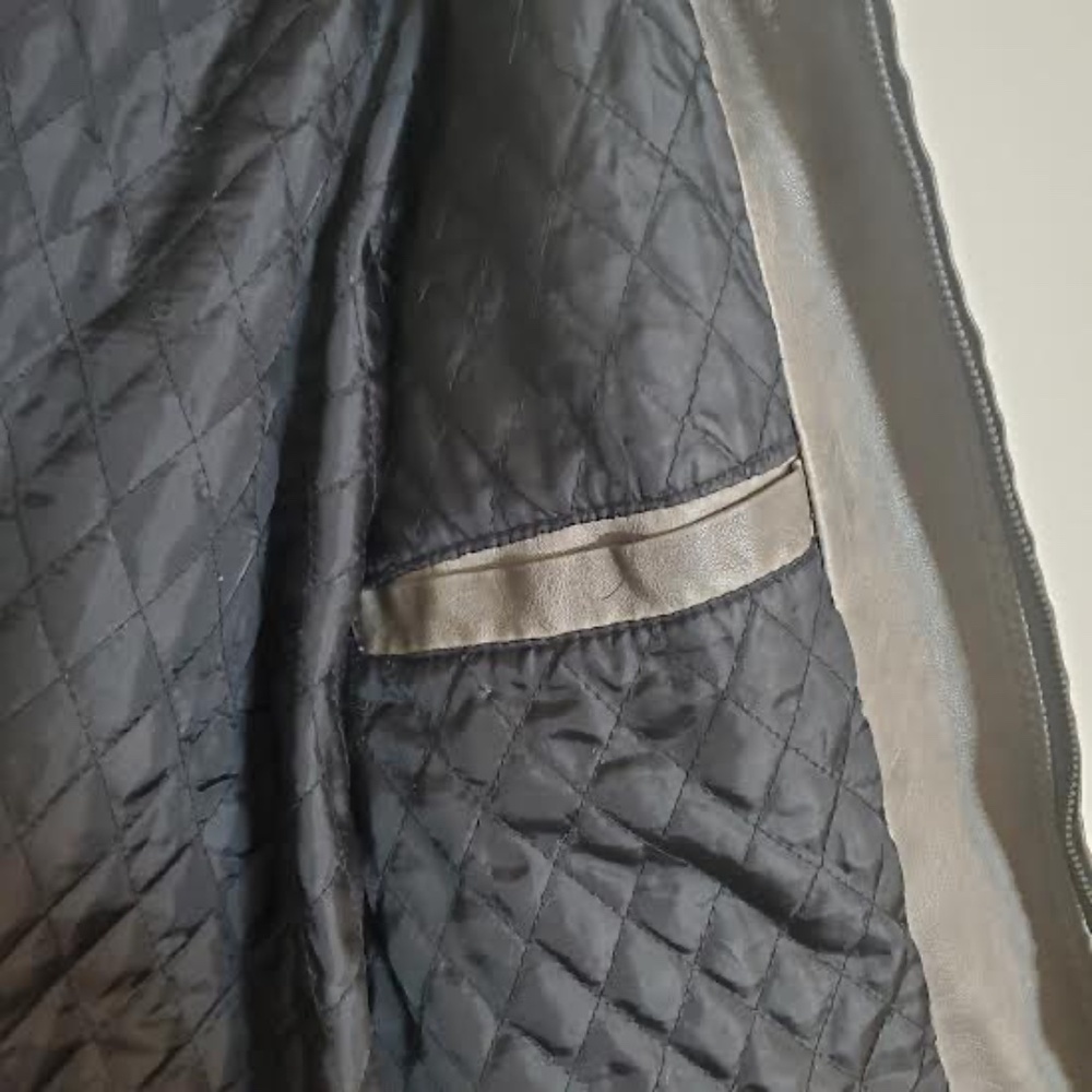 Vintage Mens Decree Faux Leather Distressed Bomber Jacket. Size Large. - Picture 6 of 11